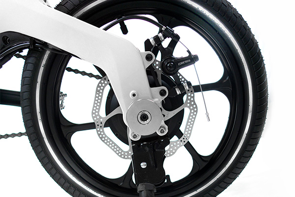 Reflective Tire Sidewalls